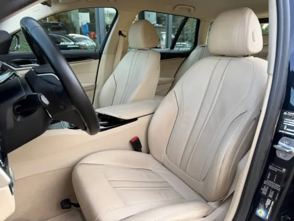 BMW 520 d Line Luxury Auto 13
