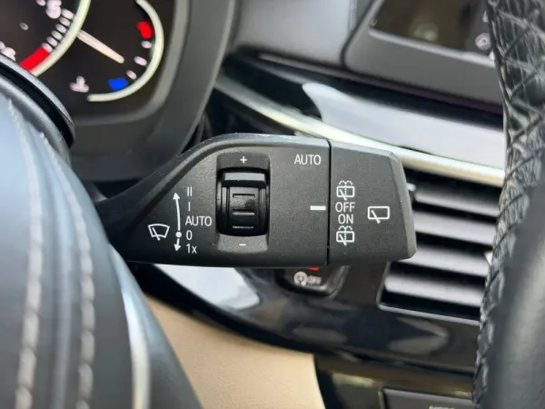 BMW 520 d Line Luxury Auto 33