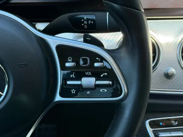 Mercedes-Benz E 220 d Avantgarde 35
