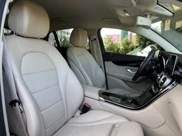 Mercedes-Benz GLC 220 d Coupé 4Matic 14
