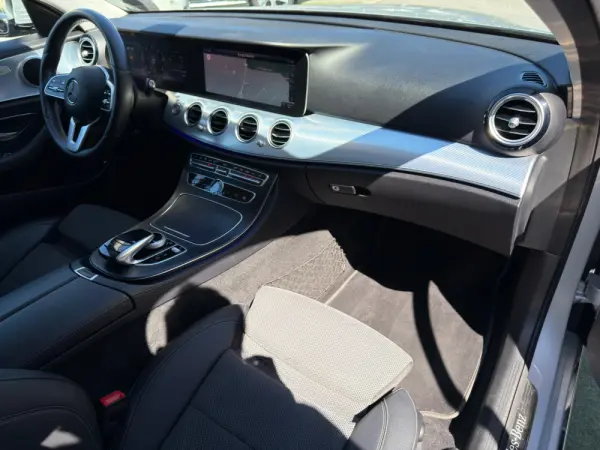Mercedes-Benz E 220 d Avantgarde 18