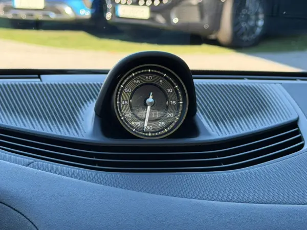 Porsche Taycan Sport Turismo Standard 41