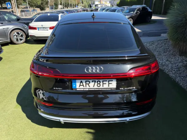 Audi e-tron Sportback 55 quattro S line 13