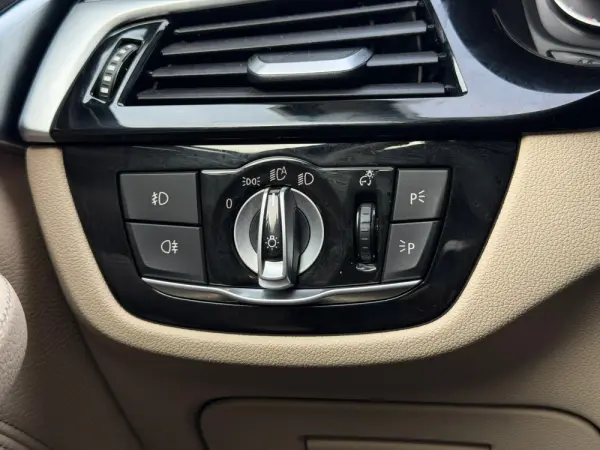 BMW 520 d Line Luxury Auto 26