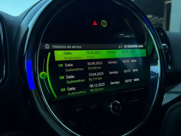 MINI Countryman Cooper SE ALL4 Auto 34