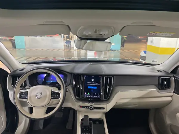 Volvo XC 60 2.0 T6 PHEV Plus Dark AWD 7