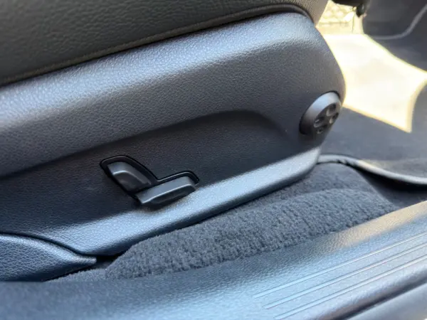 Mercedes-Benz E 220 d Avantgarde 20