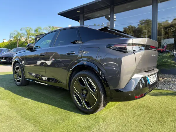 Peugeot E-3008 73 kWh GT 15