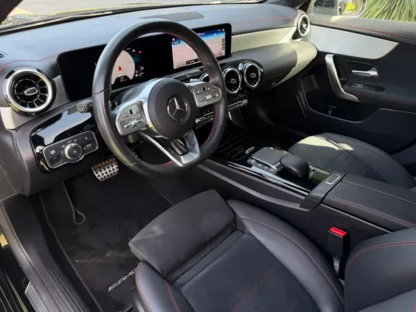 Mercedes-Benz CLA 250 e Shooting Brake AMG Line 2
