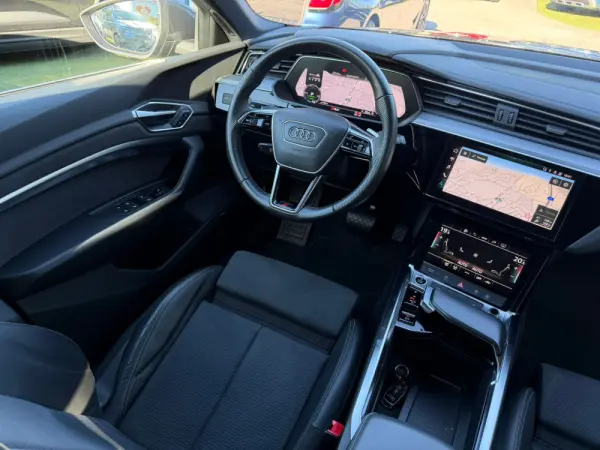 Audi e-tron Sportback 55 quattro S line 24