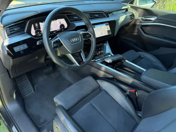 Audi e-tron Sportback 55 quattro S line 2