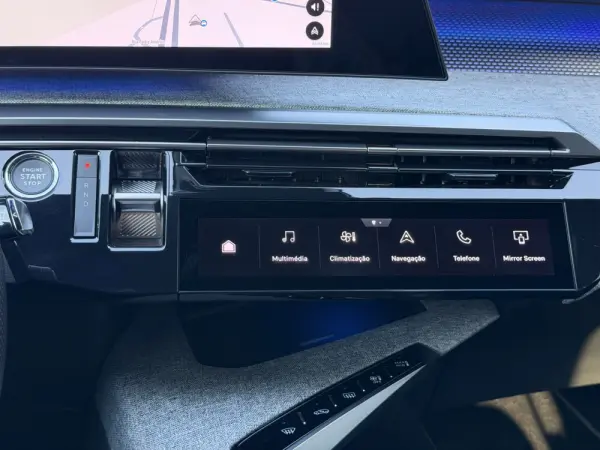 Peugeot E-3008 73 kWh GT 68