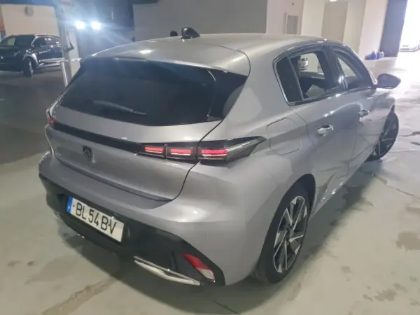 Peugeot 308 1.5 BlueHDi Allure EAT8 2