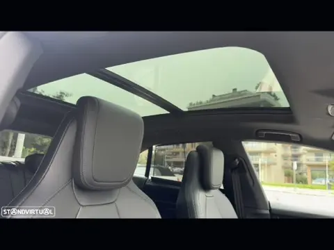 Porsche Macan Electric 4 10