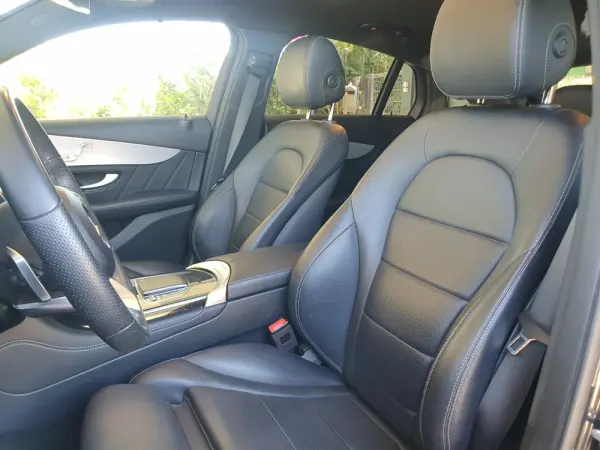 Mercedes-Benz GLC 300 e Coupé 4Matic 14
