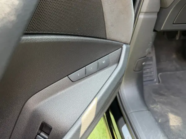 Audi e-tron Sportback 55 quattro S line 18