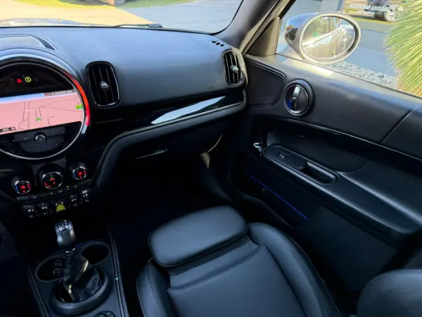 MINI Countryman Cooper SE ALL4 Auto 21