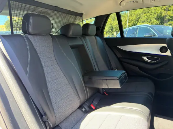 Mercedes-Benz E 220 d Avantgarde 23