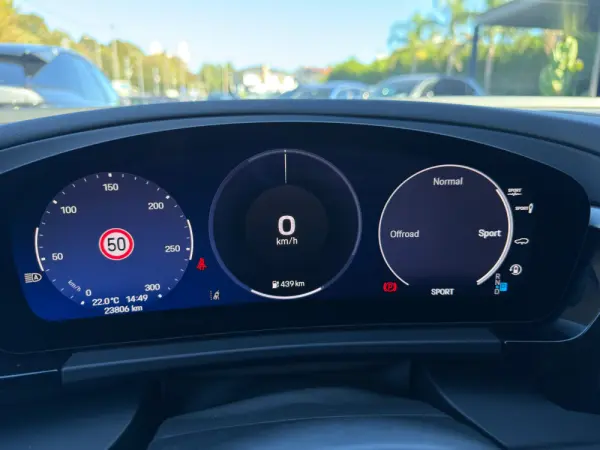 Porsche Macan Electric 4 40