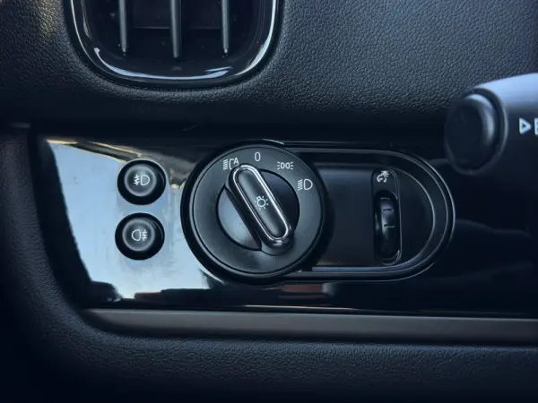MINI Countryman Cooper SE ALL4 Auto 23