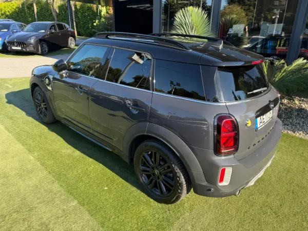MINI Countryman Cooper SE ALL4 Auto 13