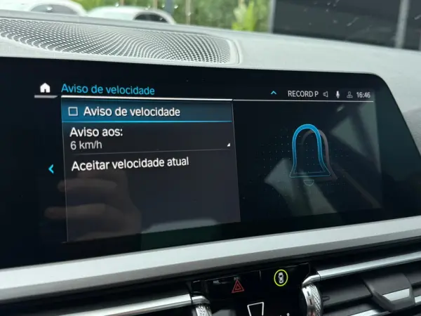 BMW 330 e Corporate Edition Auto 43