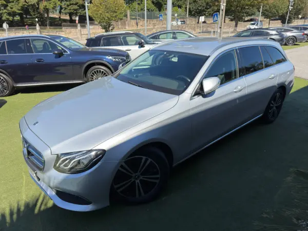 Mercedes-Benz E 220 d Avantgarde 5