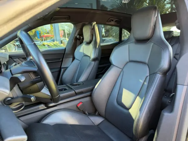 Porsche Taycan Sport Turismo Standard 18