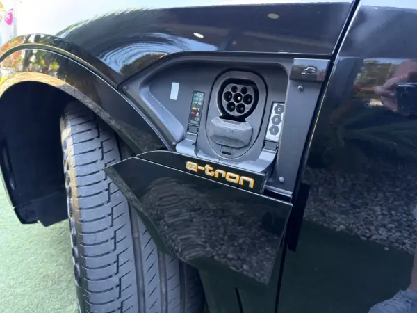 Audi e-tron Sportback 55 quattro S line 3