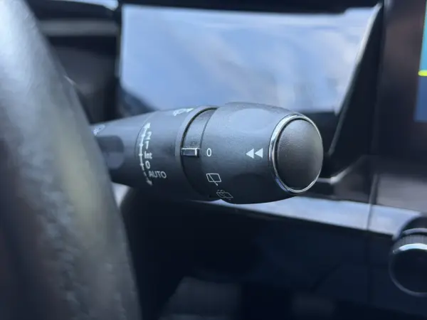 Peugeot 508 SW 1.6 Hybrid Allure e-EAT8 38