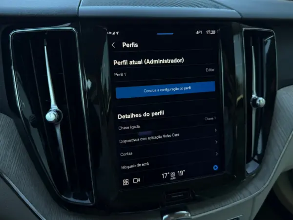 Volvo XC 60 2.0 B4 Plus Bright 49