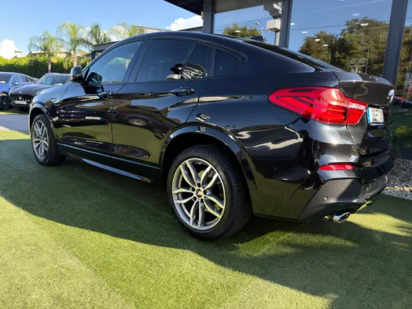 BMW X4 20 d xDrive Pack M Auto 12