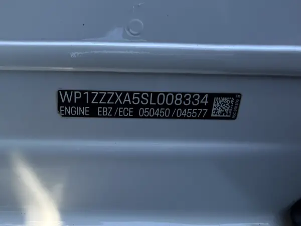 Porsche Macan Electric 4 93