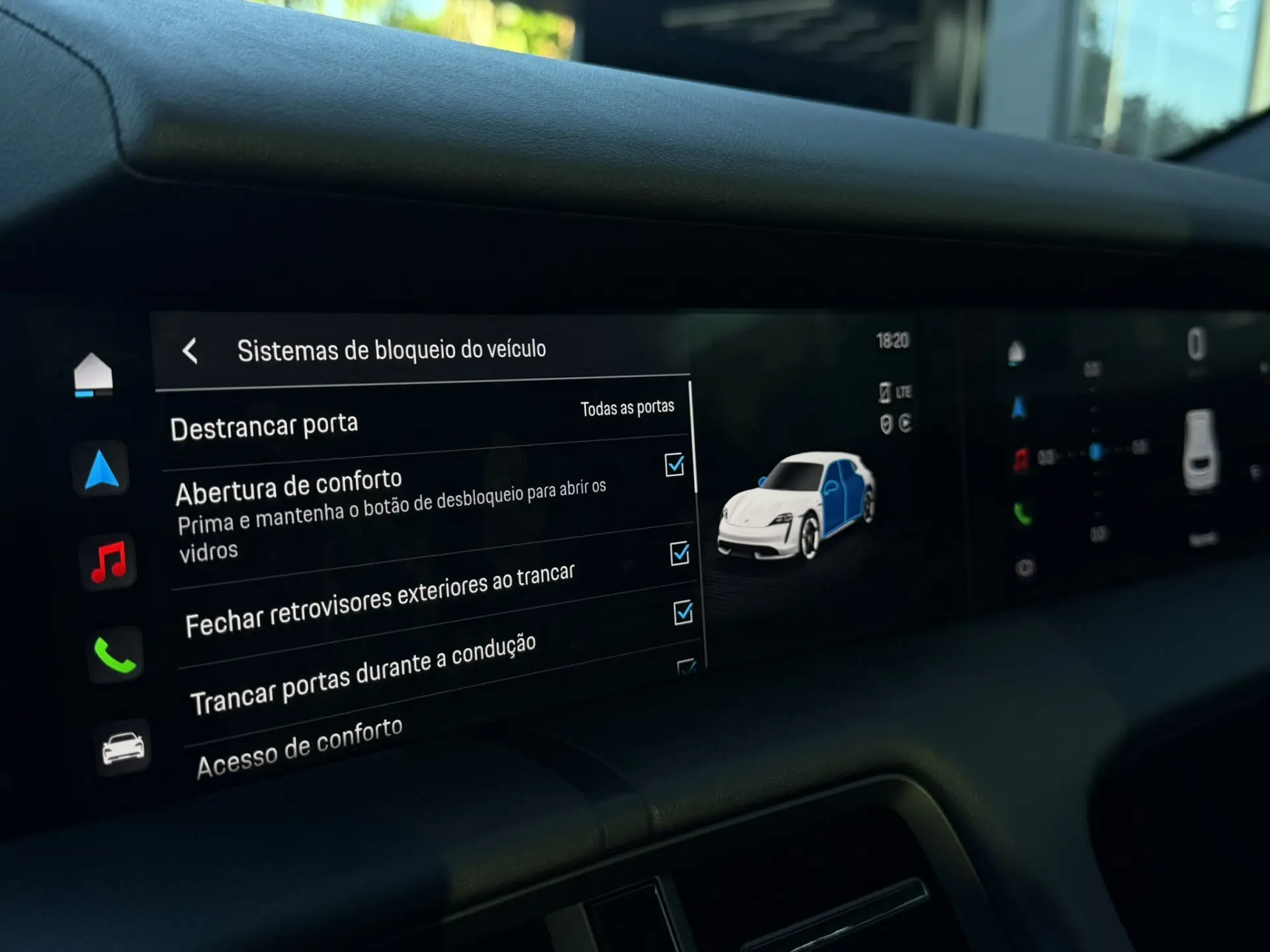 Porsche Taycan Sport Turismo Standard 68