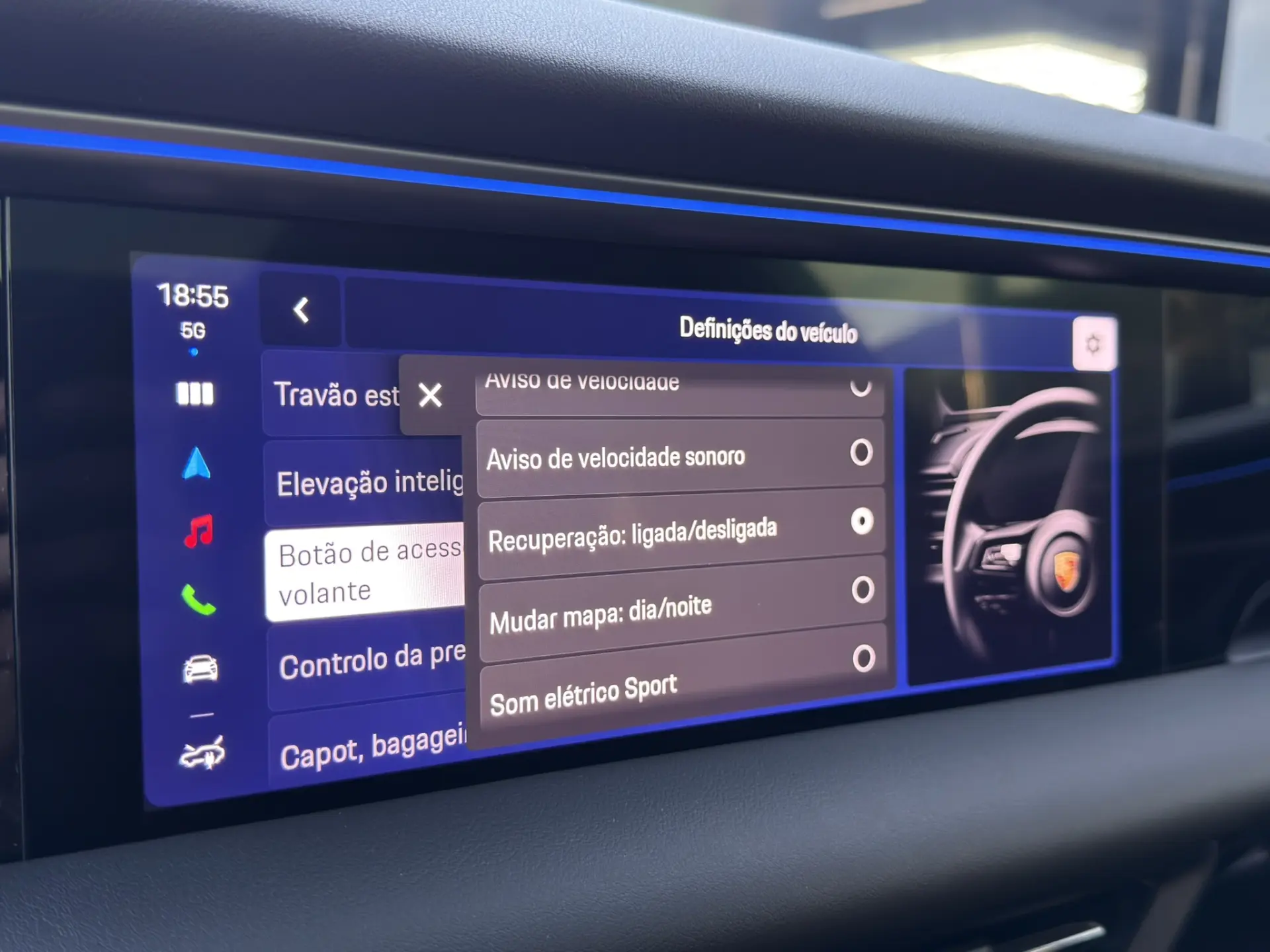 Porsche Macan Electric 4 62