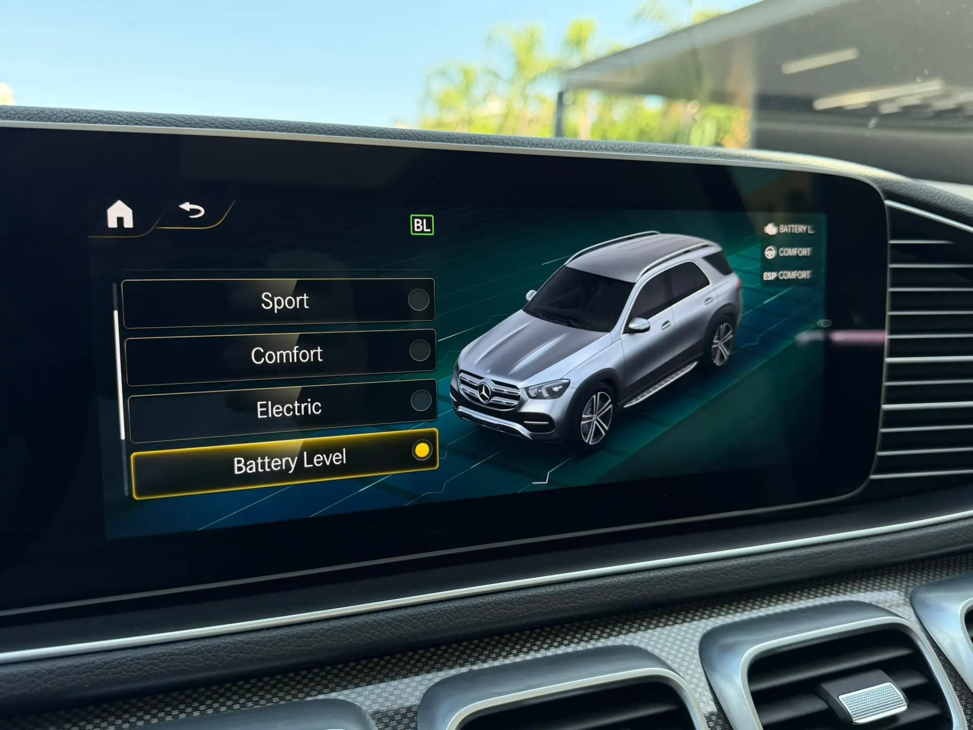 Mercedes-Benz GLE 350 de 4Matic 77