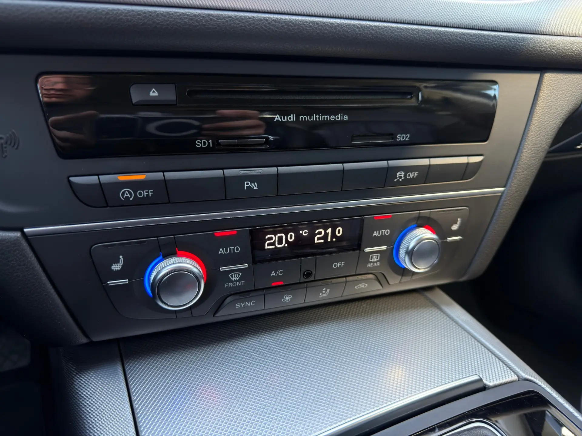 Audi A6 Avant 2.0 TDi Advance S tronic 55
