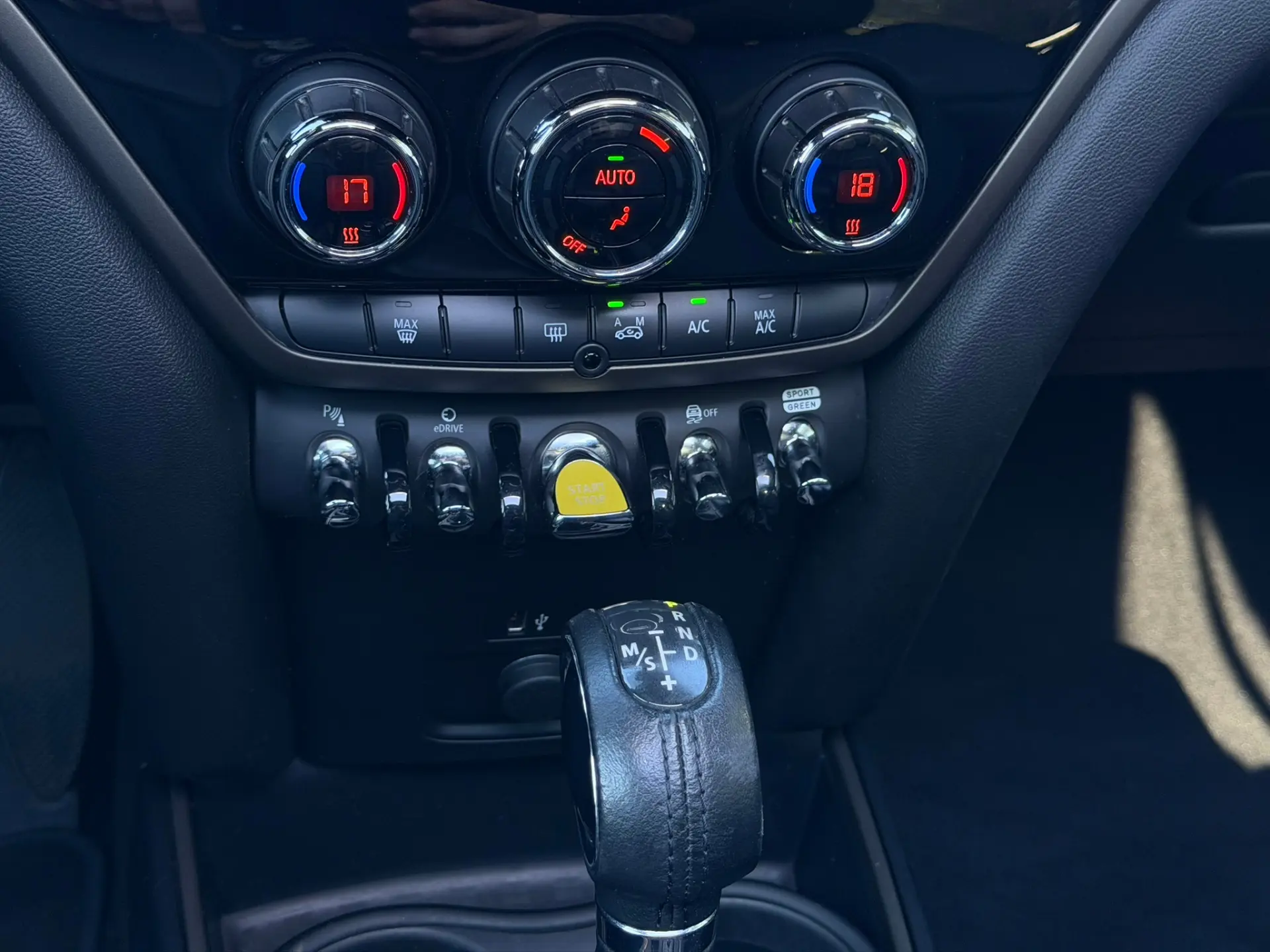MINI Countryman Cooper SE ALL4 Northwood Edition Auto 69