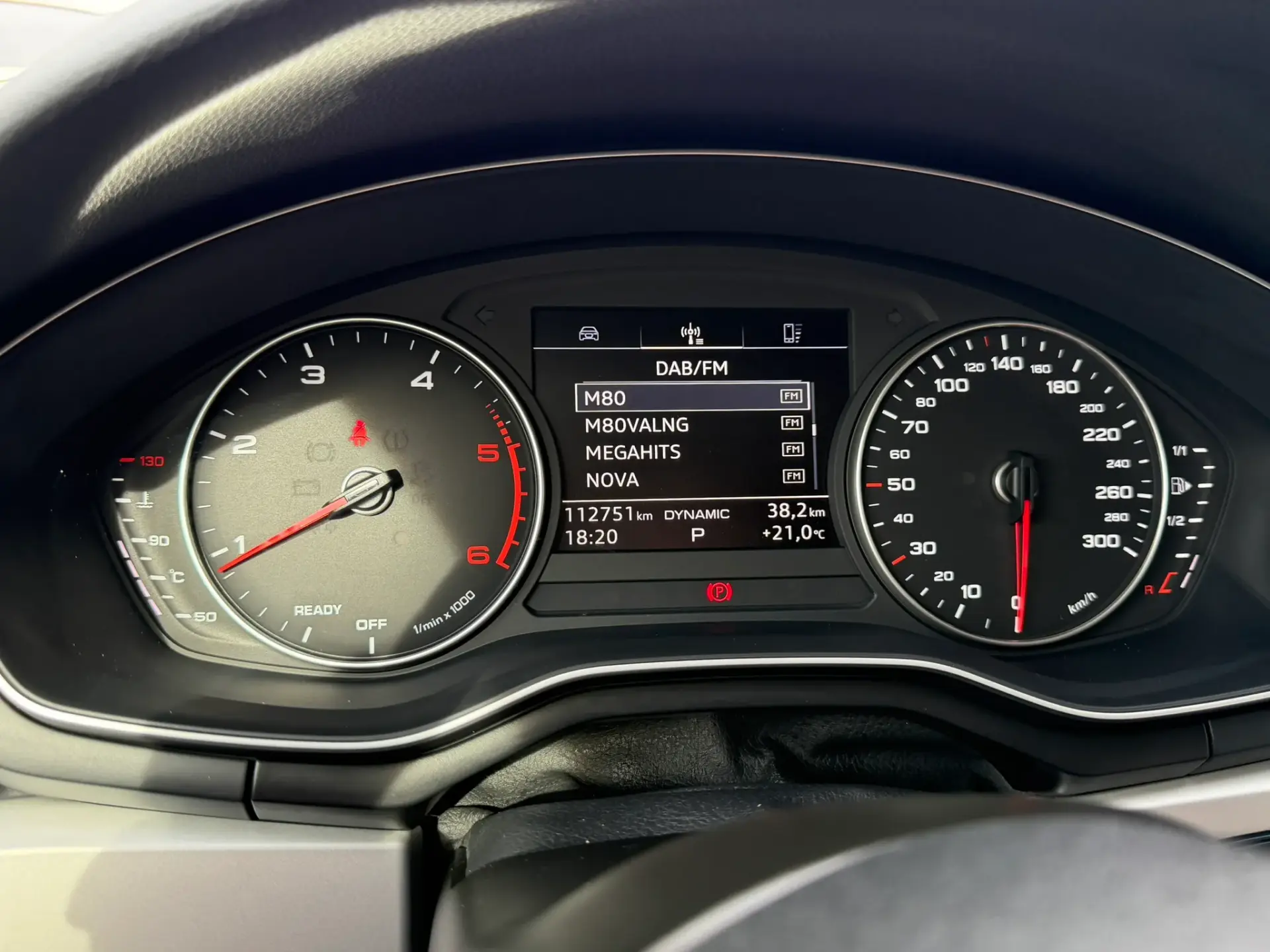 Audi A4 Avant 40 TDI S tronic Advanced 24