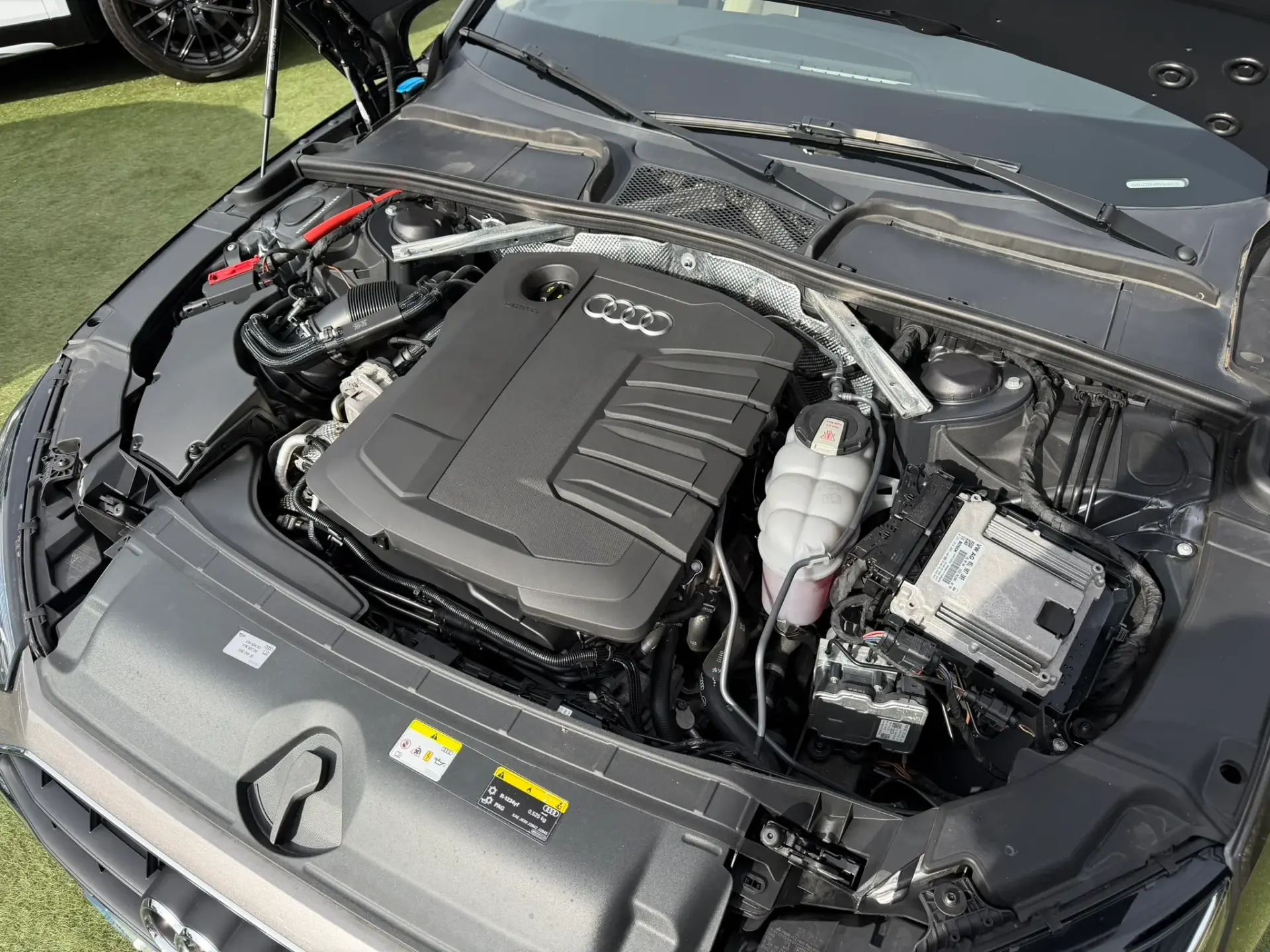 Audi A4 Avant 40 TDI S tronic Advanced 52
