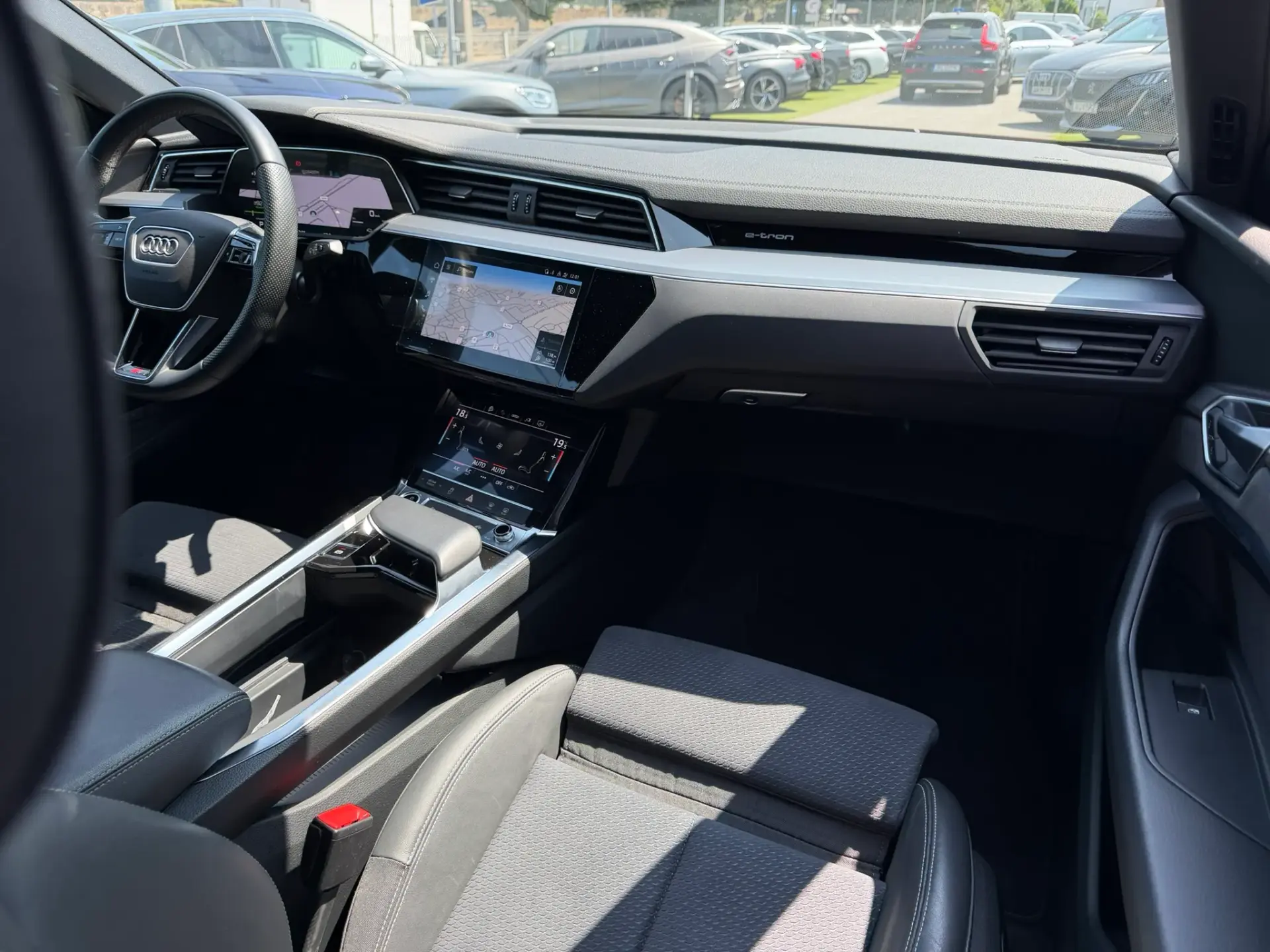 Audi e-tron Sportback 55 quattro S line 18