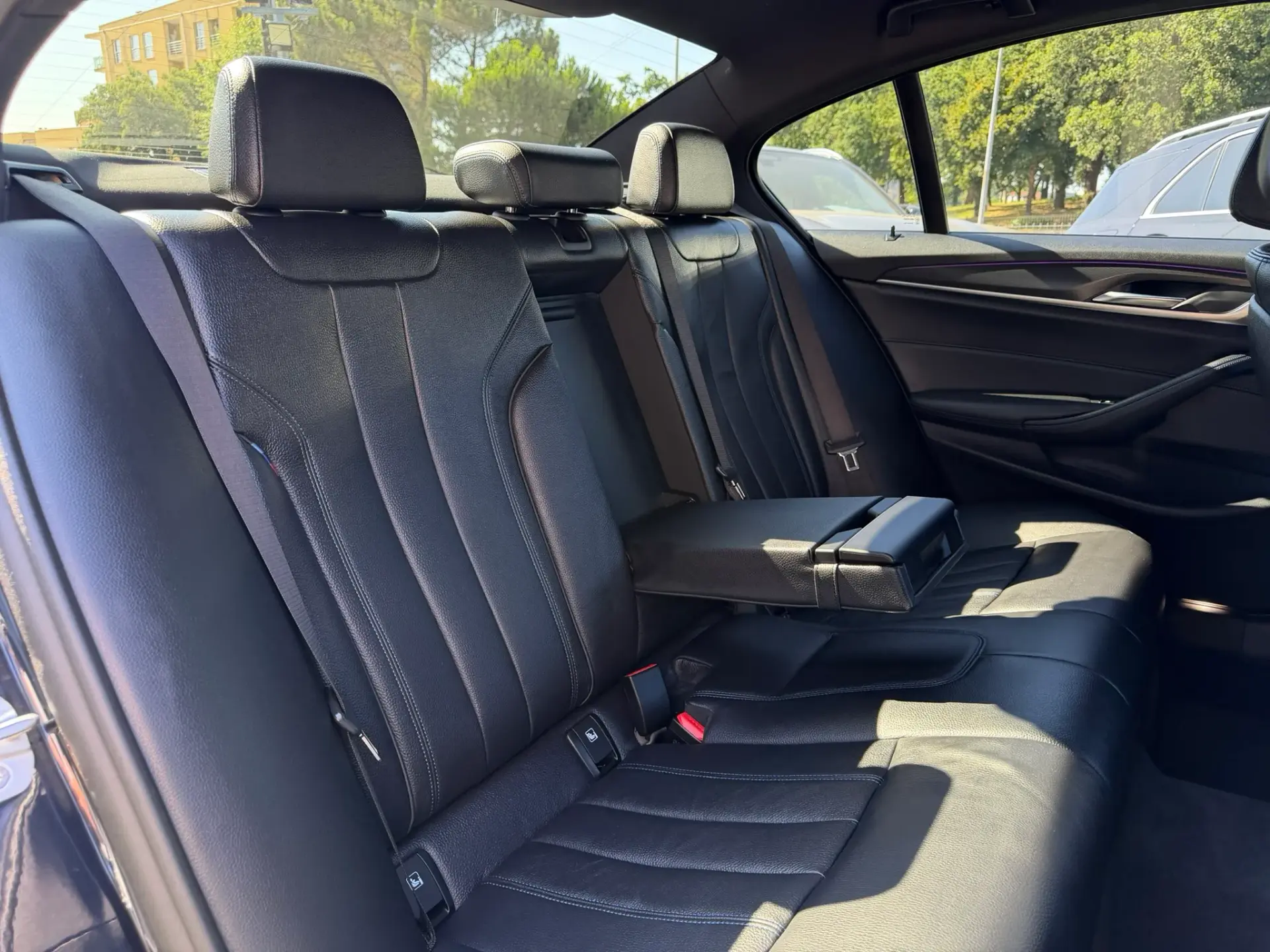 BMW 520 e Pack M 24