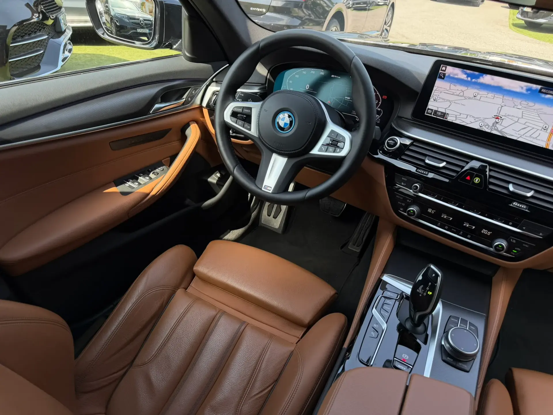 BMW 520 e Pack M 24