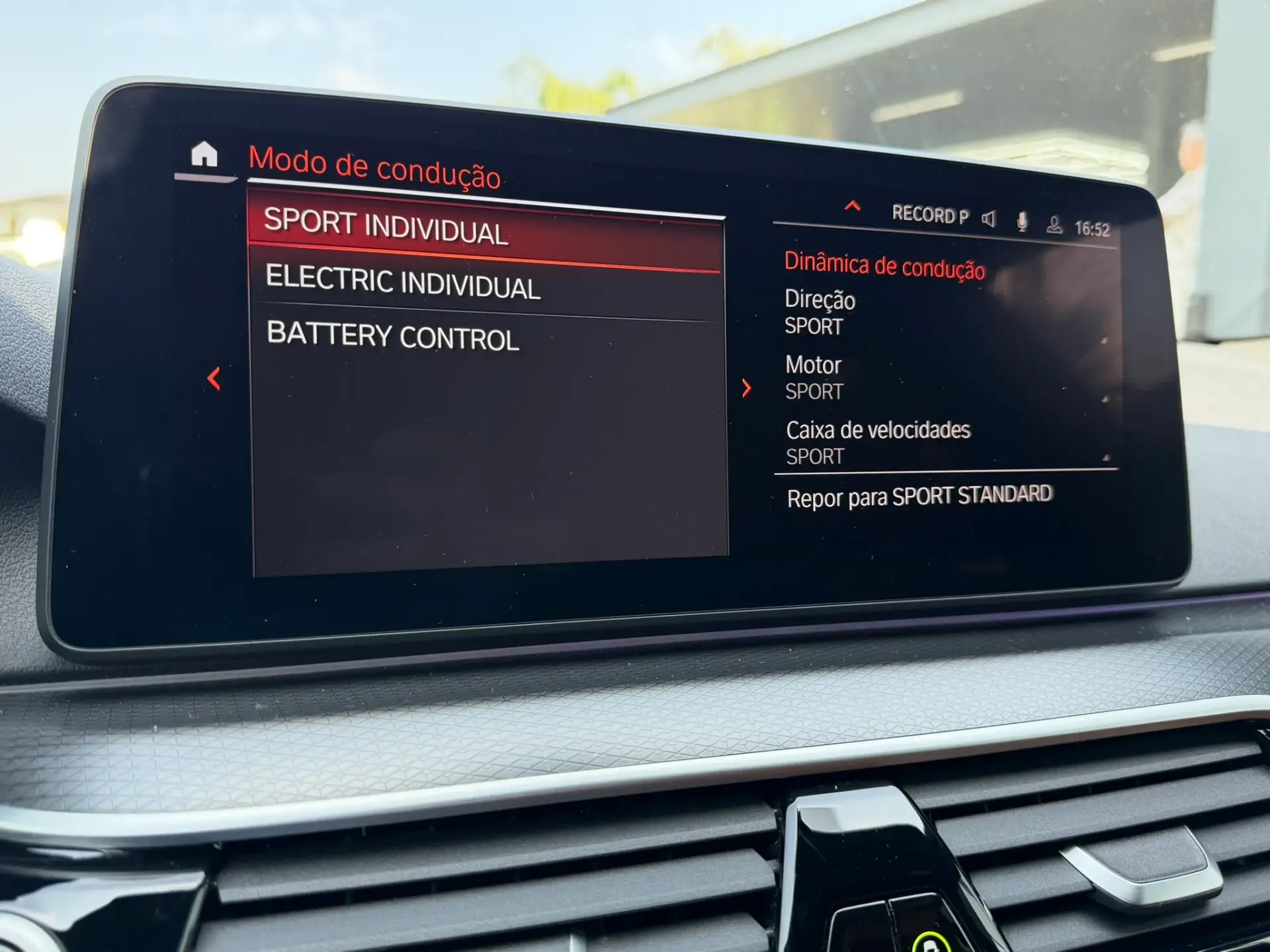 BMW 520 e Pack M 56