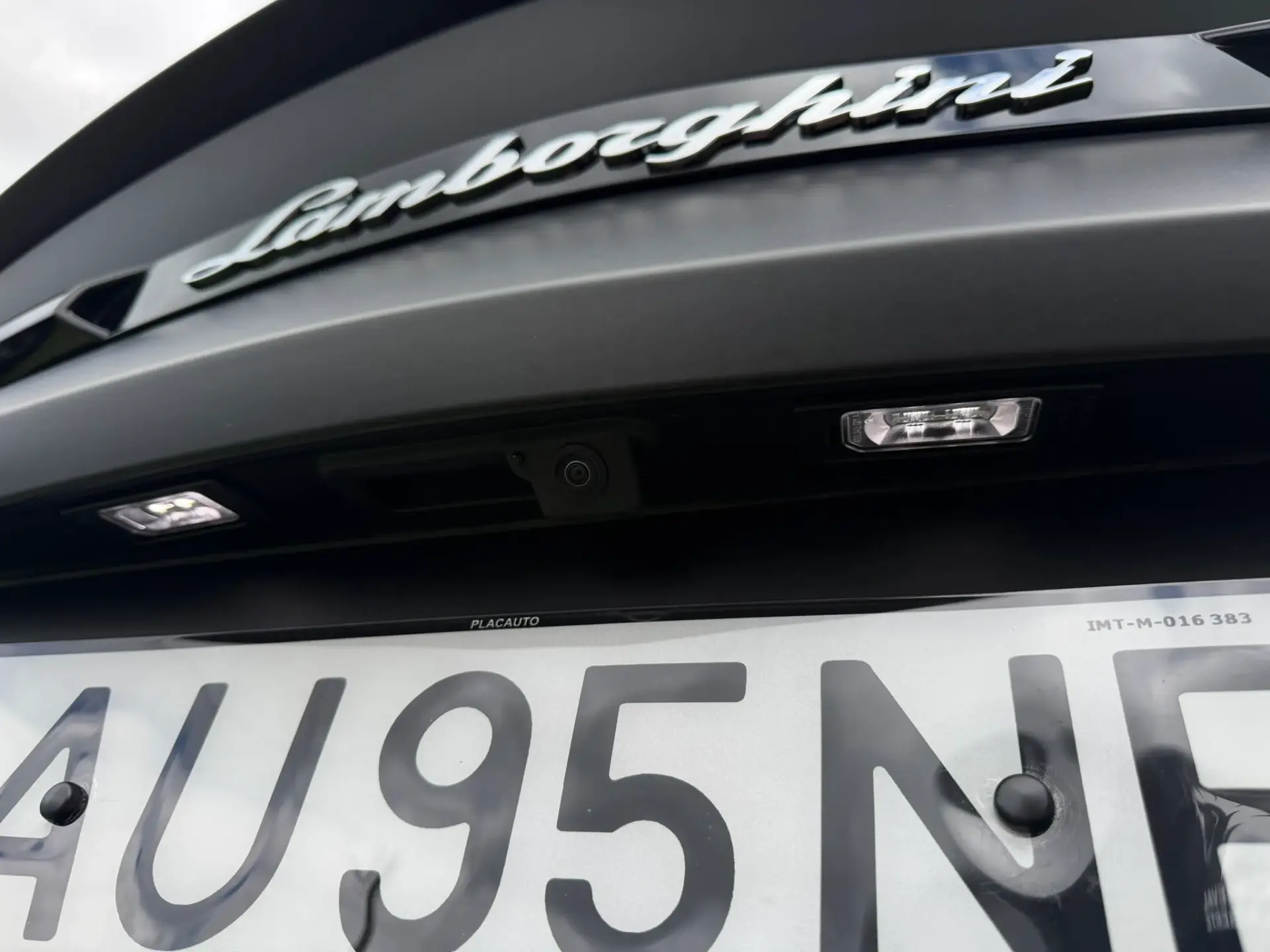 Lamborghini Urus 4.0 V8 17