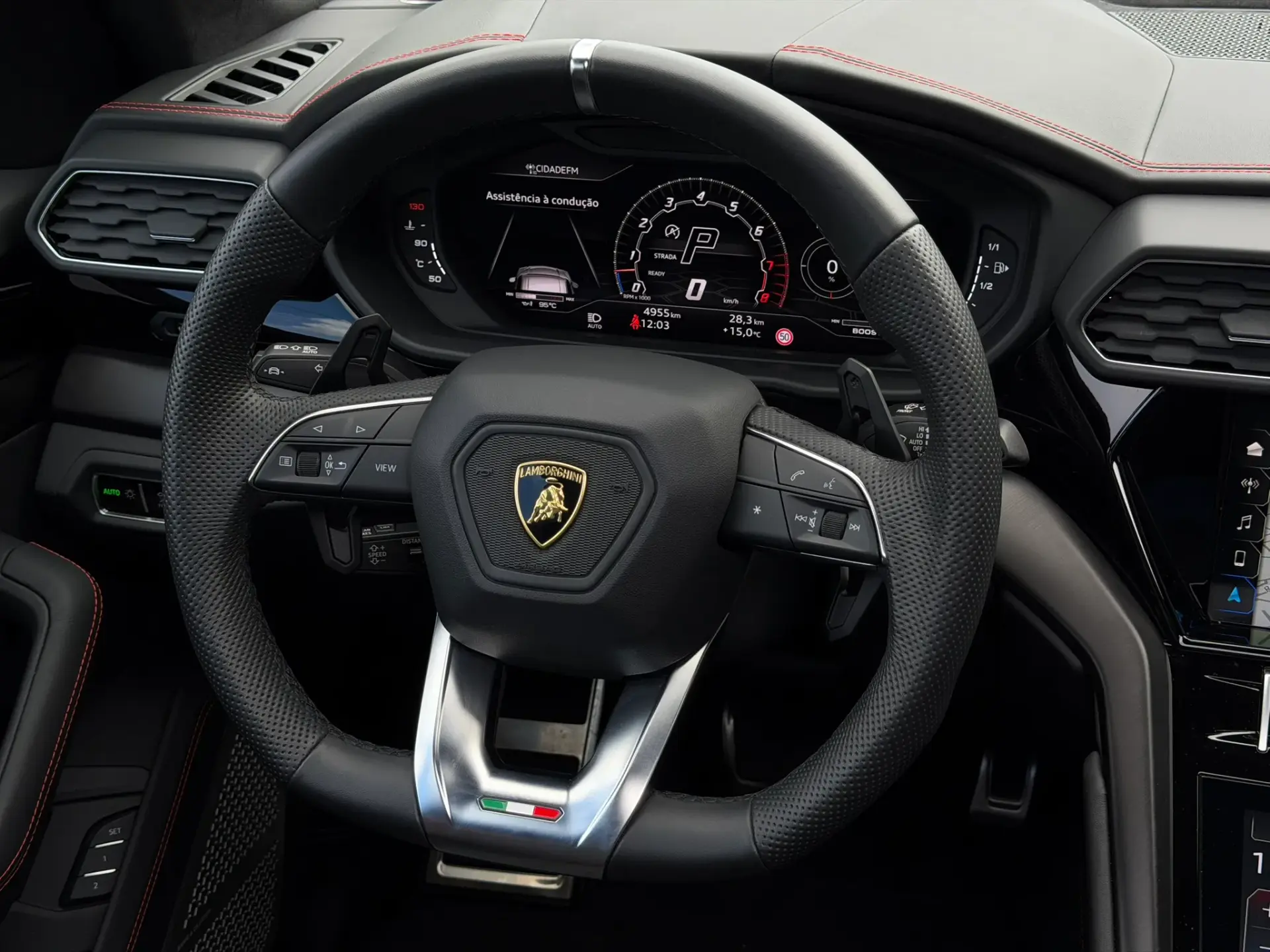 Lamborghini Urus 4.0 V8 37