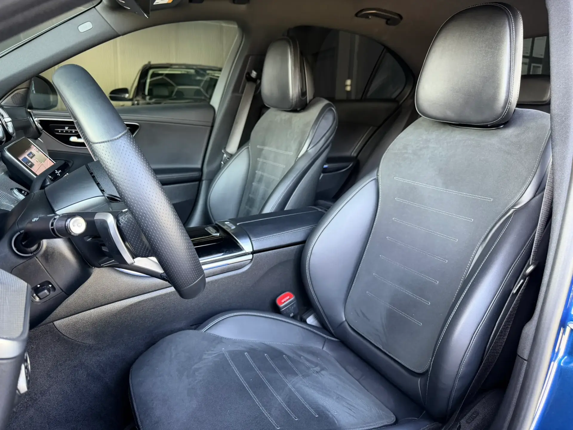 Mercedes-Benz C 300 e AMG Line 17