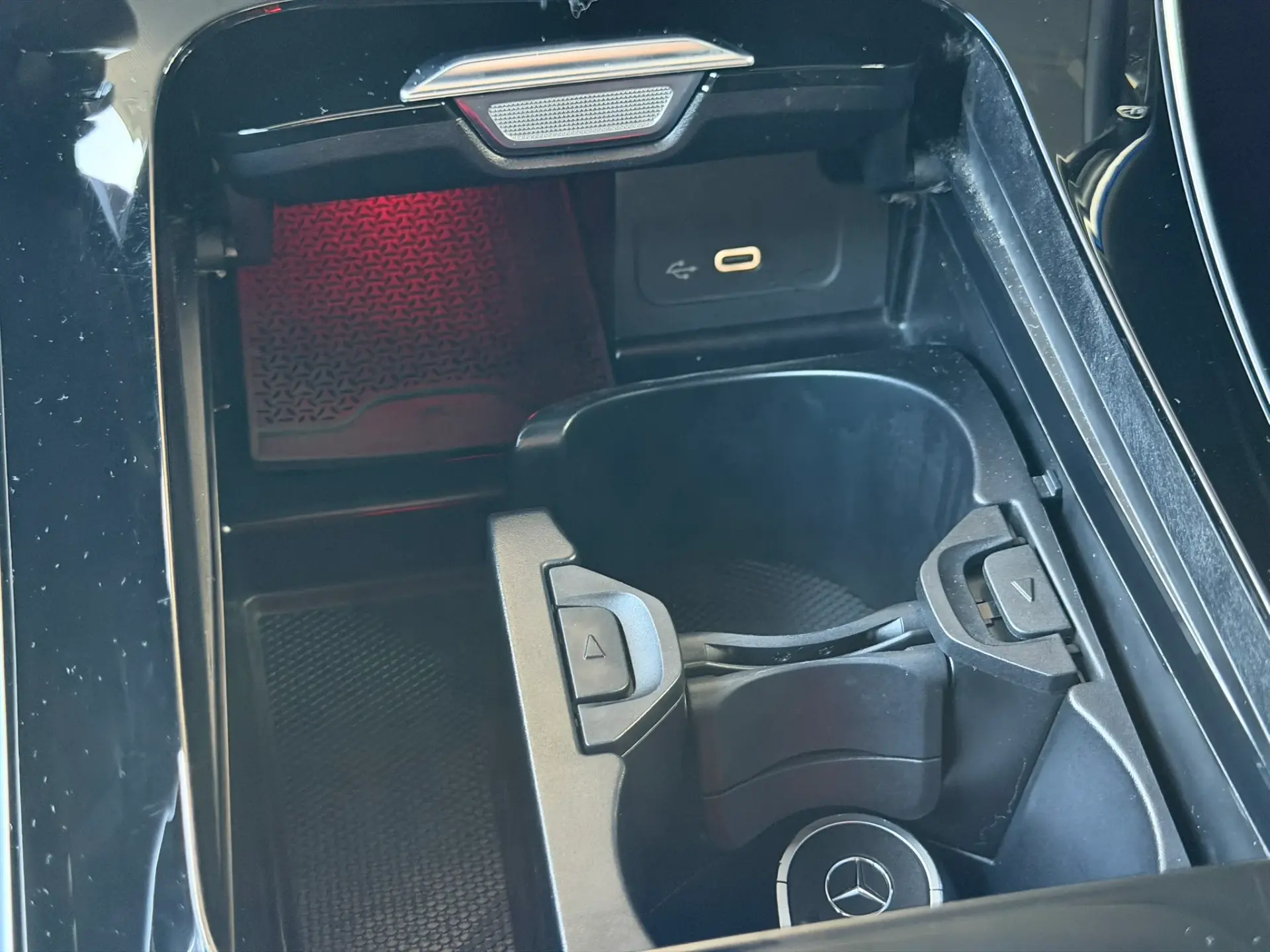 Mercedes-Benz C 300 e AMG Line 72