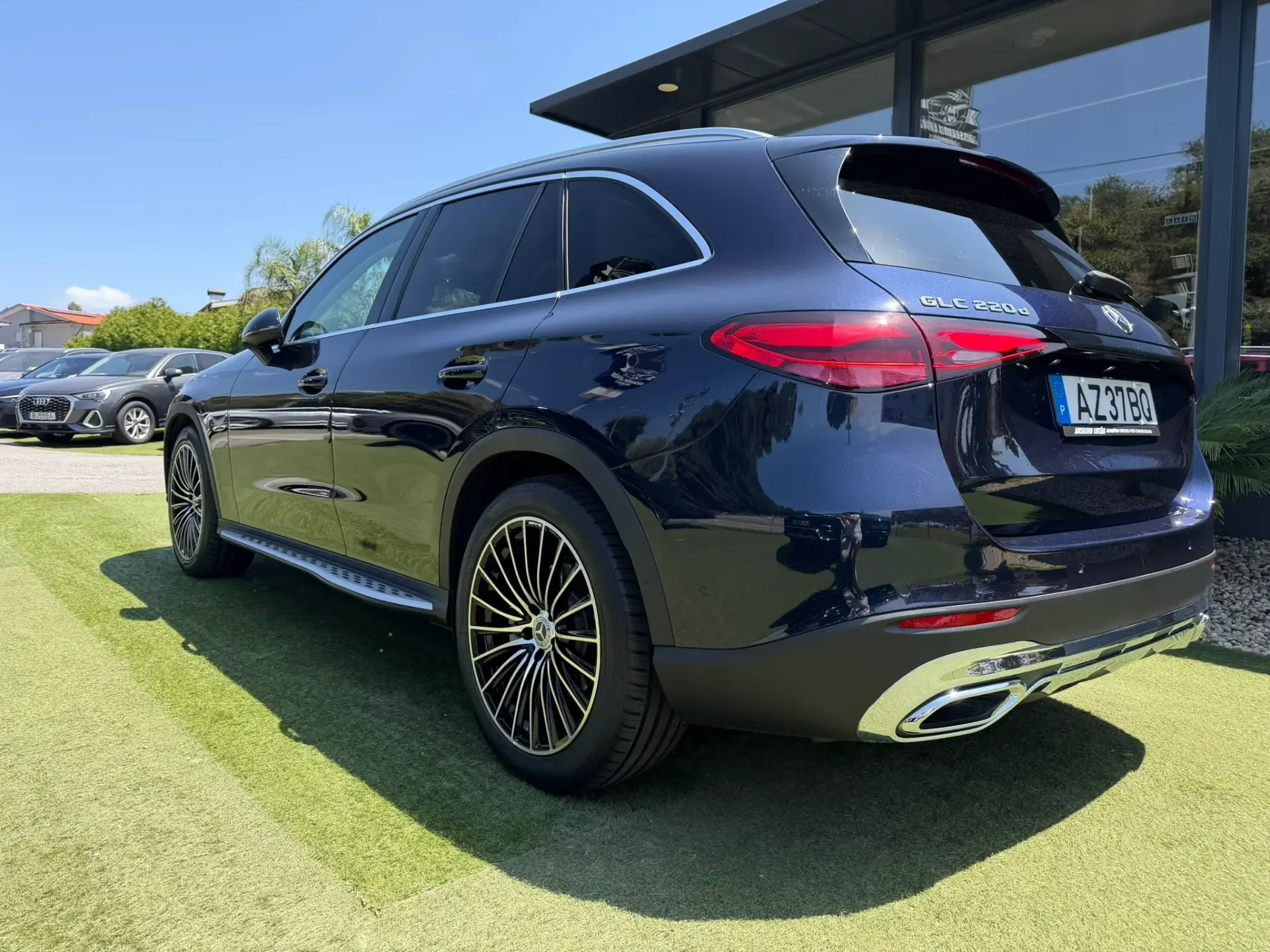 Mercedes-Benz GLC 220 d 4Matic 12