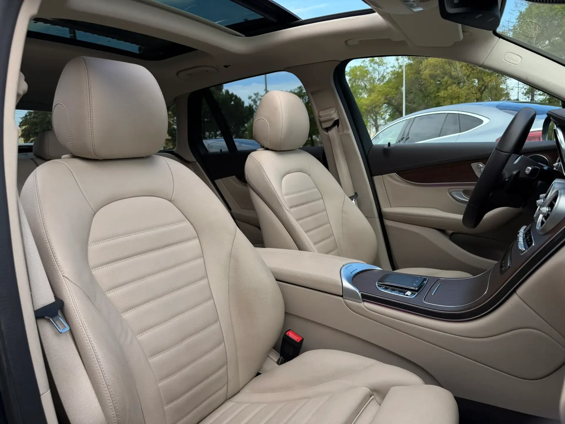 Mercedes-Benz GLC 300 de 4Matic 22